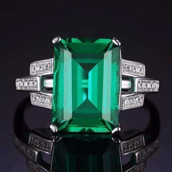 Heritage 9CT Emerald Cut Simulated Russian Emerald IOBI Precious Gems Ring