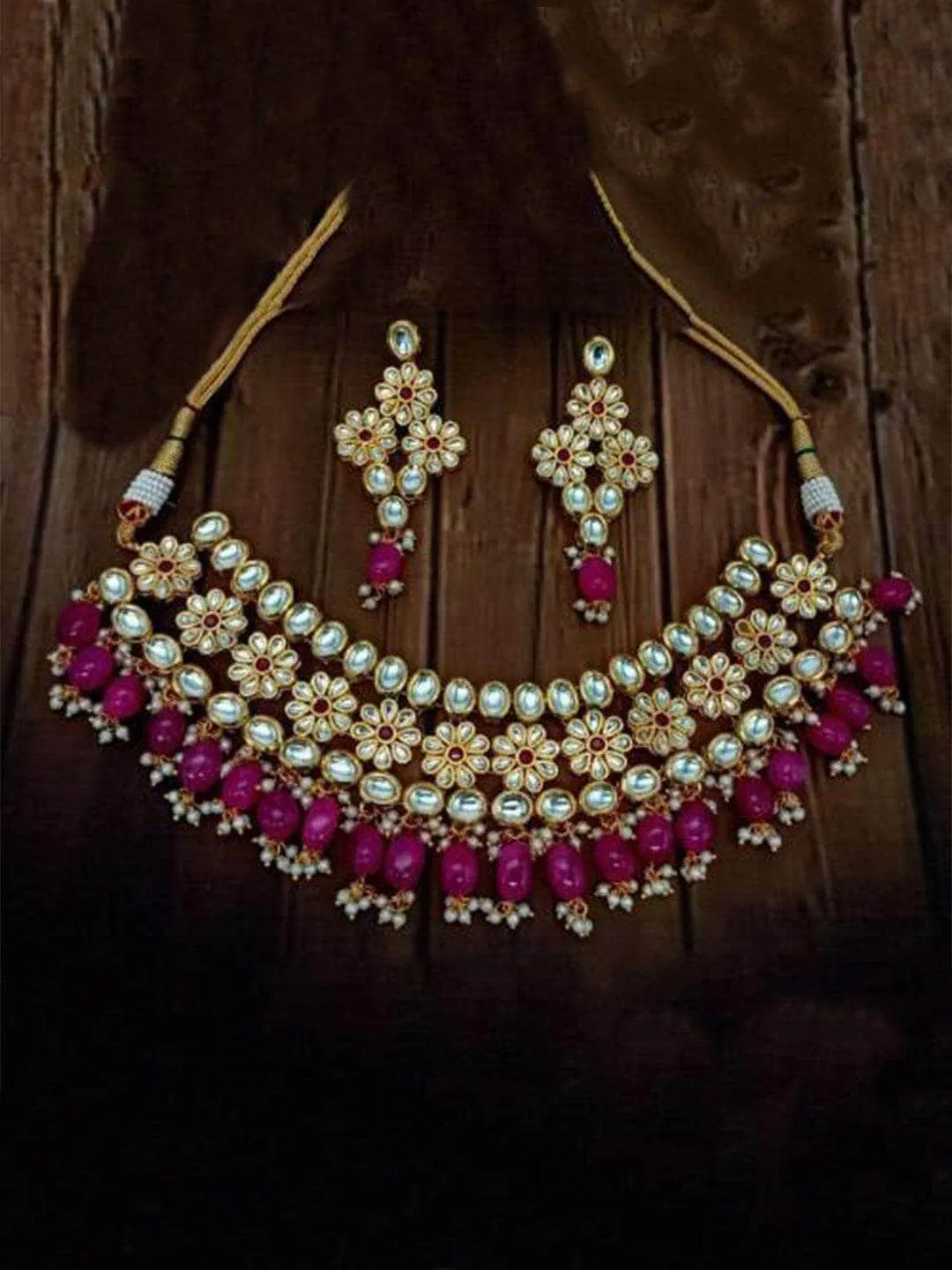 Kundan Flower Motif Outline Necklace And Earring Set