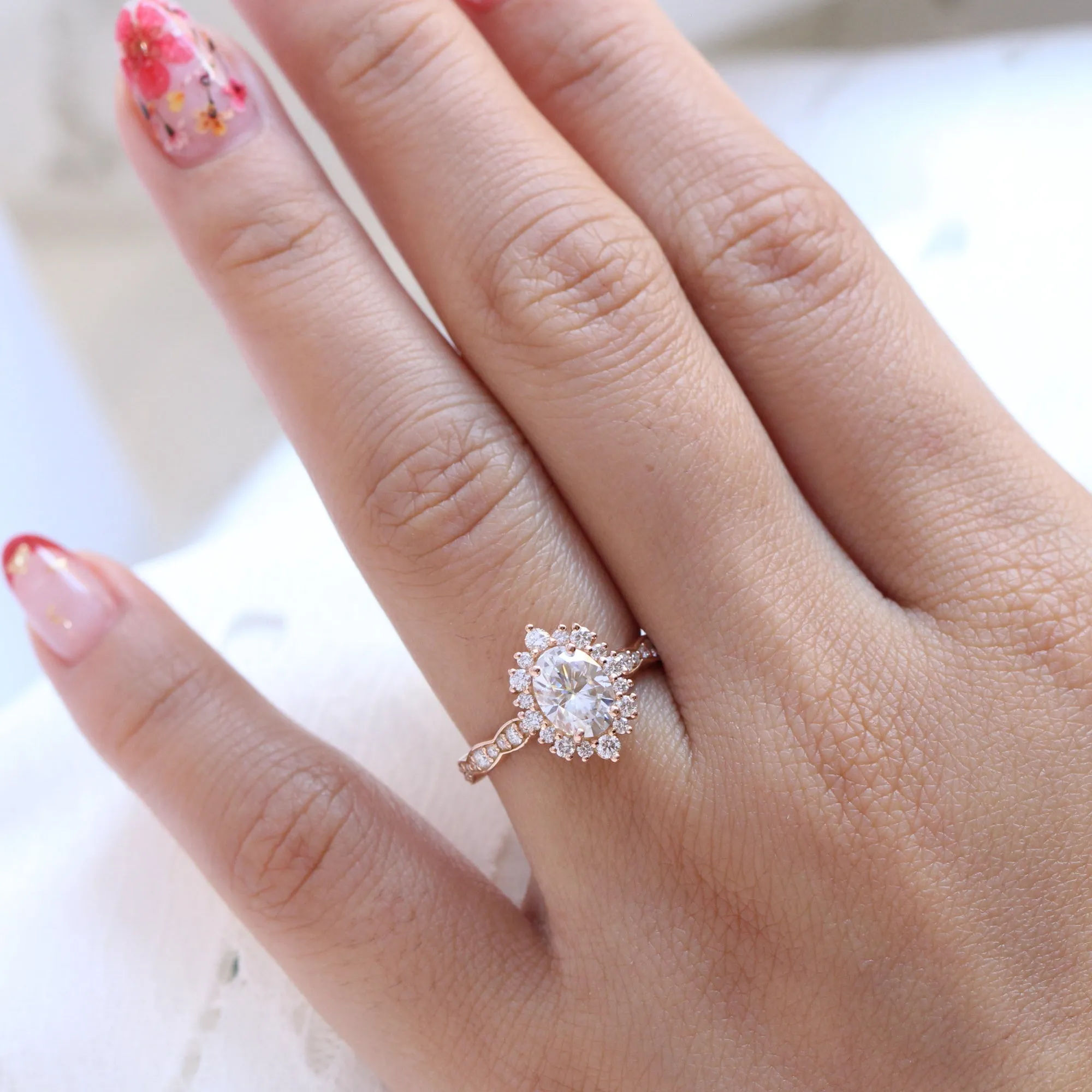 Oval Moissanite Engagement Ring in Tiara Halo Diamond Scalloped Band