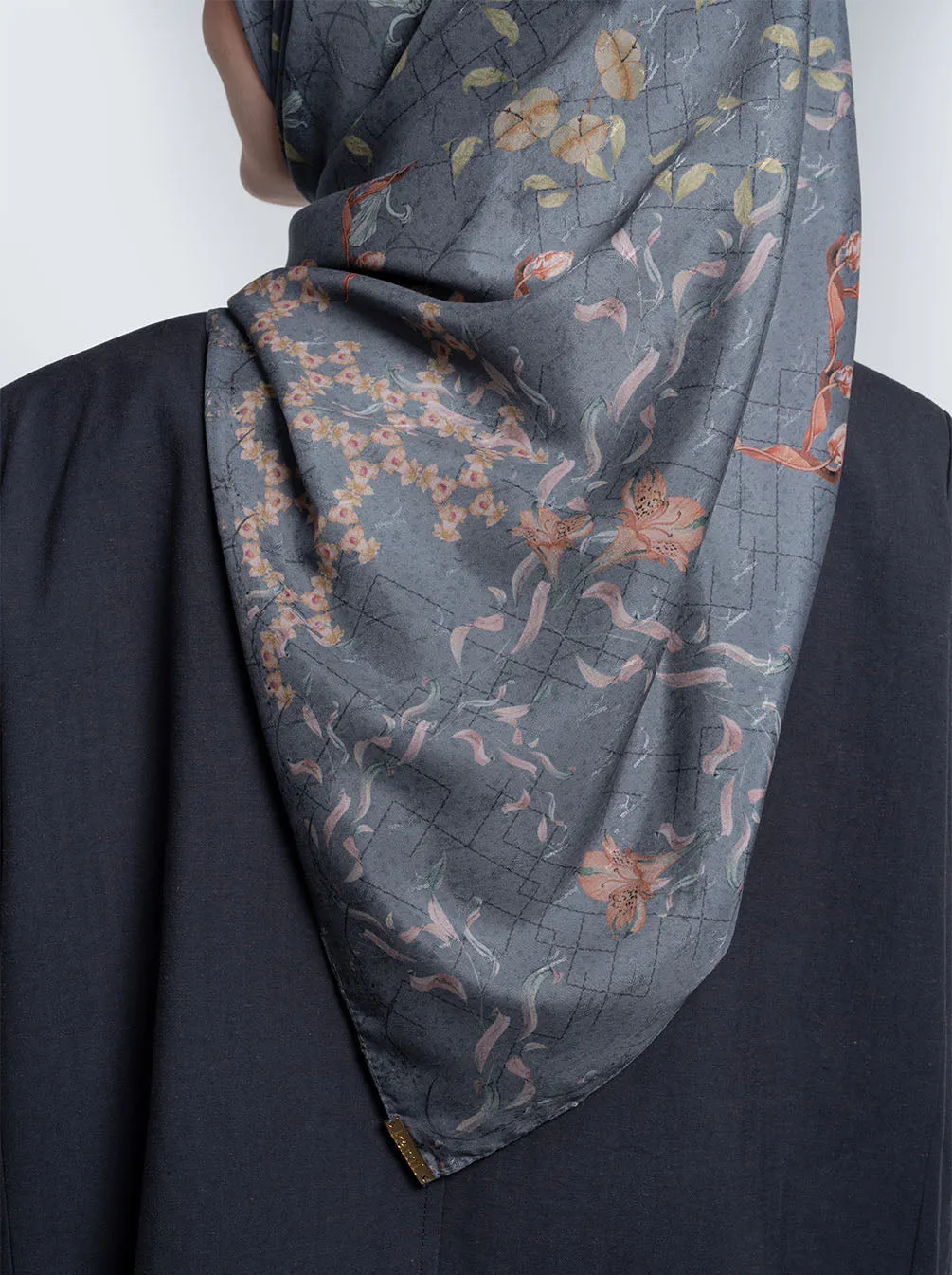 PETALLY SIGNATURE SCARF BLUE LANE