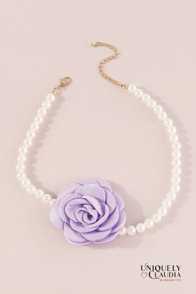 Rose Bud Pearl Choker