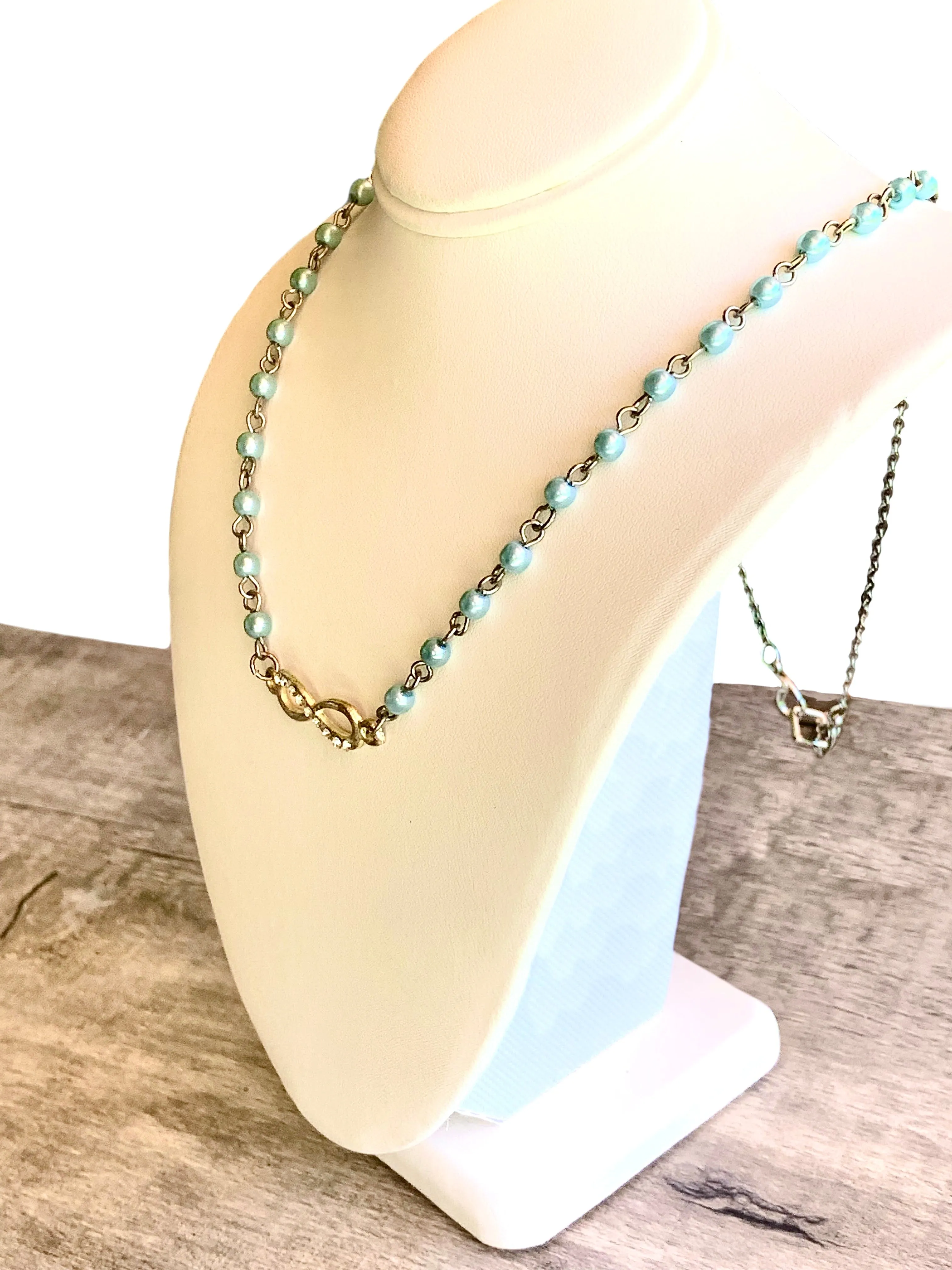 Talia Handmade Faux Powder Blue Pearl Infinity Necklace/ Choker