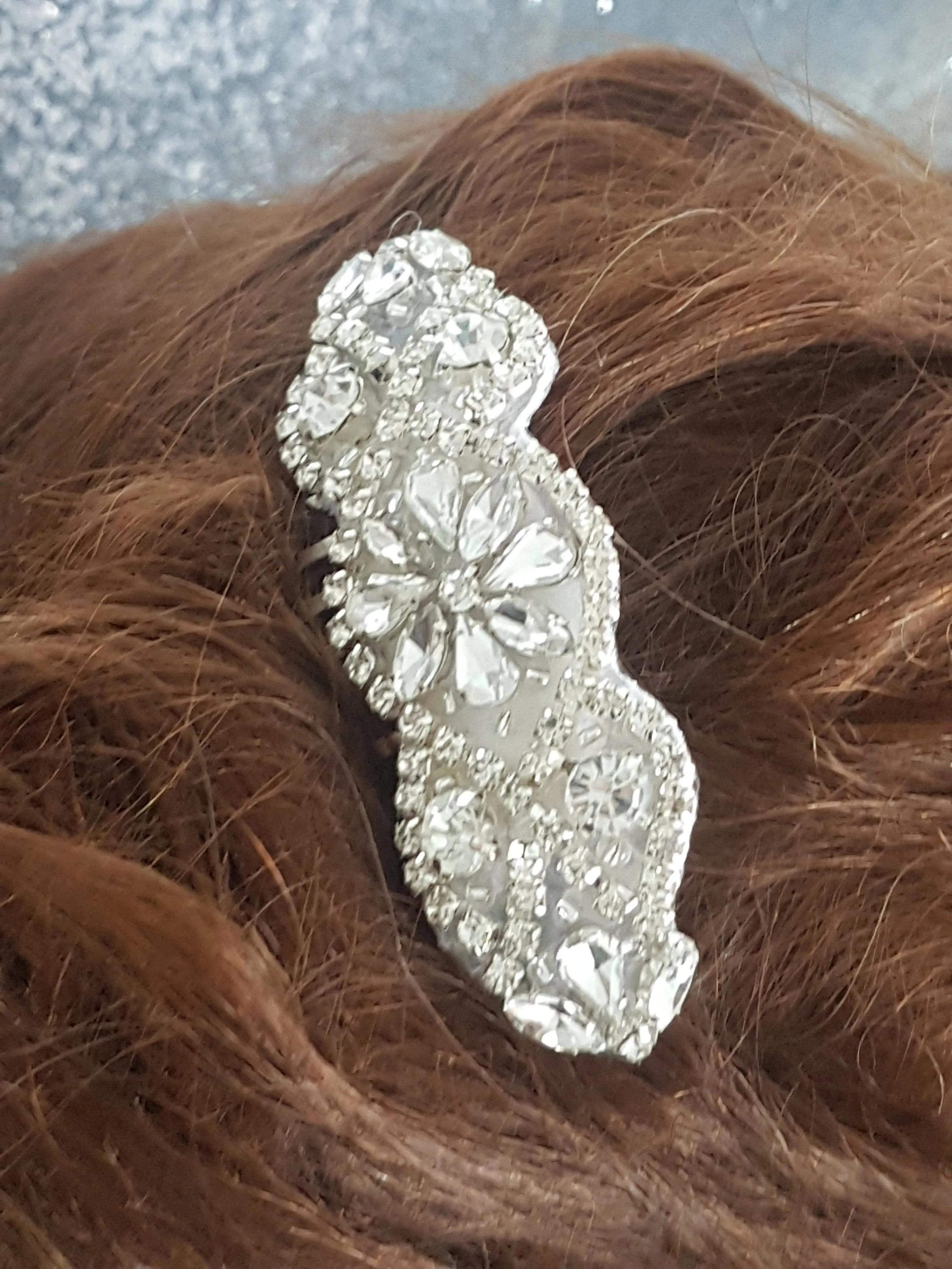 Vintage Glam hair comb, Art Deco, Crystal rhinestone  hairpiece,  Great Gatsby.